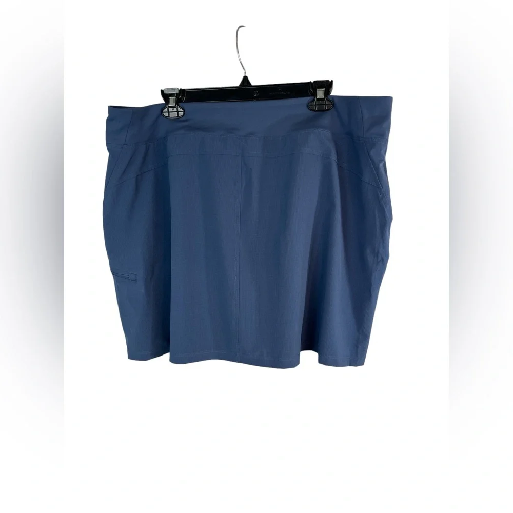 Orvis woman’s blue skort athleasiure golf tennis travel size XXL‎